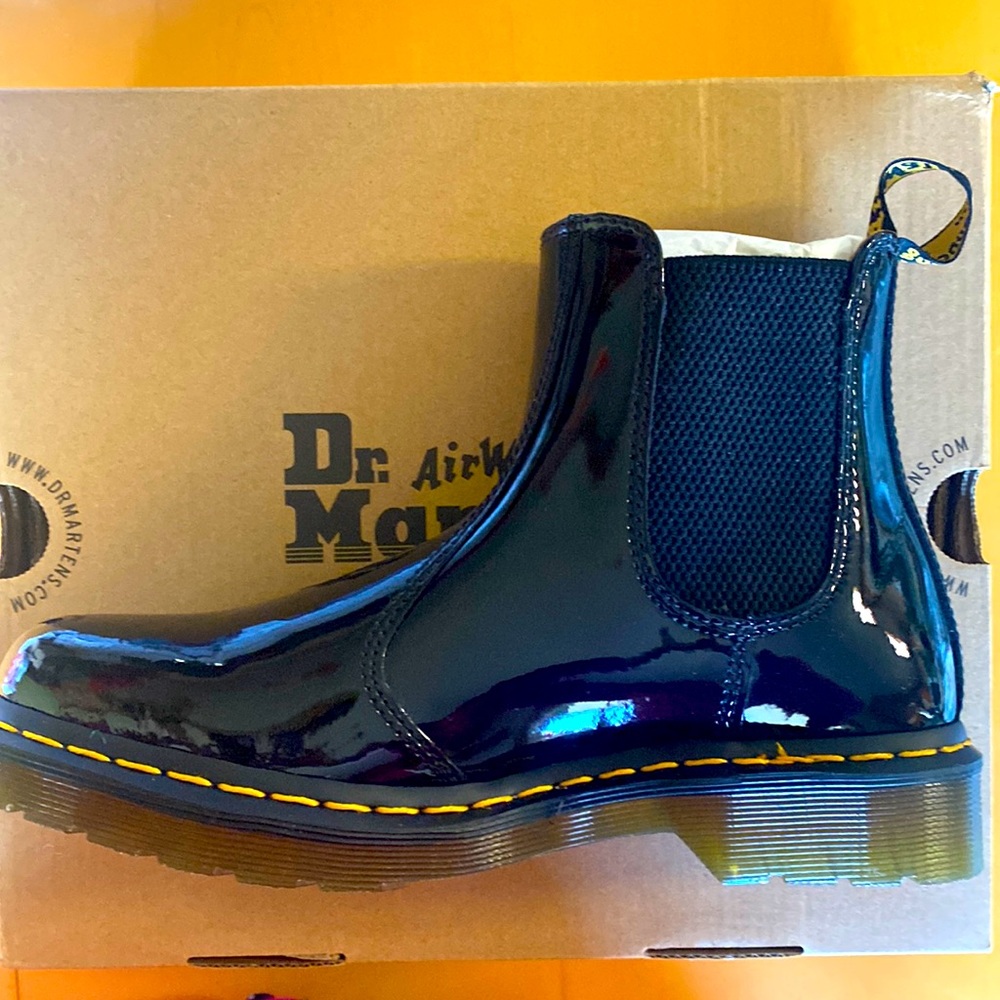Dr Martens 2976 Women’s Chelsea Black Patent Lamper Size 8  New